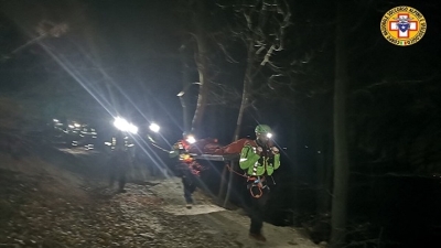 DUE INTERVENTI AL BUIO IERI PER IL SOCCORSO ALPINO CHE CHIEDE AGLI ESCURSIONISTI DI &quot;VALUTARE LE ORE DI LUCE A DISPOSIZIONE&quot;