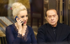 BERLUSCONI E L&#039;ANTI- CONTRATTO