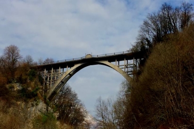 SICUREZZA SUL PONTE DELLA VITTORIA: &quot;LA VOCE&quot; CHIEDE, IL COMUNE DI CREMENO RISPONDE