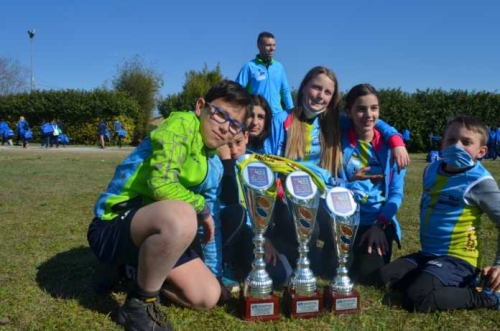 CAMPESTRE: TEAM PASTURO CAMPIONE REGIONALE CSI! E DOMENICA A CORTENOVA TORNA IL MEETING