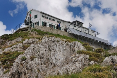 RIFUGIO BRIOSCHI DOPO IL 17 SETTEMBRE APERTO SOLO NEI FINE SETTIMANA