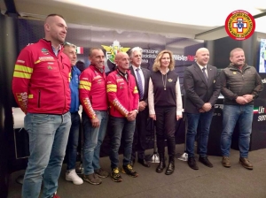 COLLABORAZIONE SOCCORSO ALPINO-MOTO CLUB VALSASSINA: A EICMA RINNOVATO PER UN ANNO IL PROTOCOLLO D&#039;INTESA