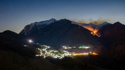 Incendio sopra Esino