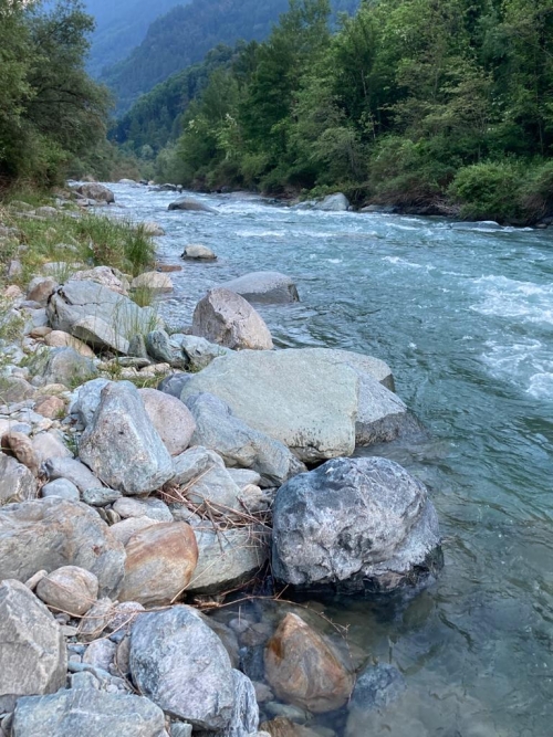 PESCATORI VALSASSINESI IN VALMALENCO PER GLI ITALIANI