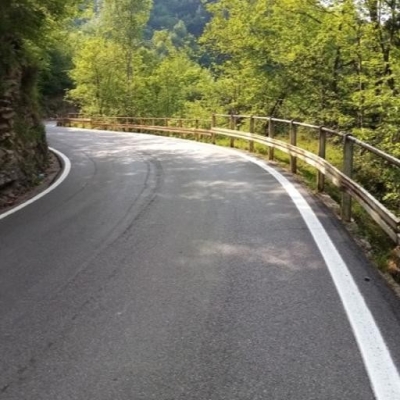 IN CORSO LAVORI SULLE STRADE PROVINCIALI. INTERESSATI ANCHE ALCUNI TRATTI IN VALSASSINA