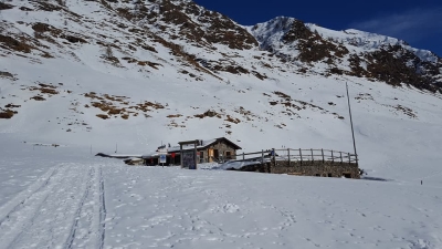 RISCHIO VALANGHE ALTO: IL &quot;CASERA VECCHIA&quot; IN VARRONE RIMANE CHIUSO NEL FINE SETTIMANA