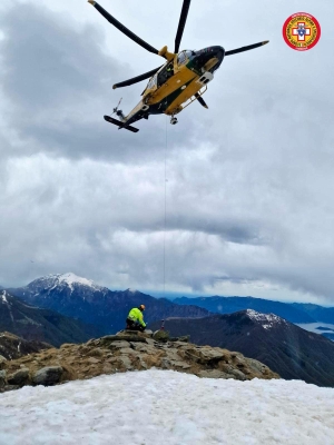 SOCCORSO ALPINO: DOMENICA SCORSA ESERCITAZIONE CONGIUNTA SUL LEGNONE