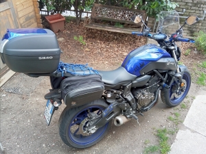 A.A.A. SPLENDIDA MOTO NERAZZURRA CERCA INTERISTA