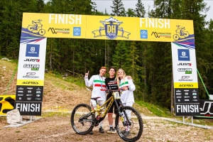 DOWNHILL: L&#039;INTROBIESE MARTINA FUMAGALLI SI VESTE DI TRICOLORE