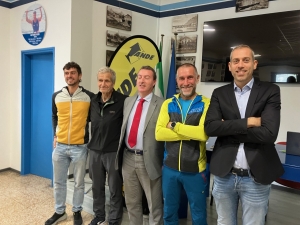 DA LECCO SINO A PISA “TOWER2TOWER”: È LA NUOVA SFIDA DI ROBERTO CRIPPA  320 KM DI ULTRATRAIL NON-STOP PER L’ULTRAMARATONETA DI OLGINATE