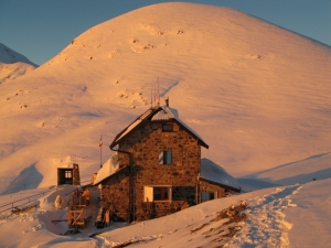 DAL RIFUGIO GRASSI: NUOVI PERCORSI PER E-BIKE? LA MONTAGNA NON PUO&#039; ESSERE CONSIDERATA SOLO UN TERRITORIO DA SFRUTTARE